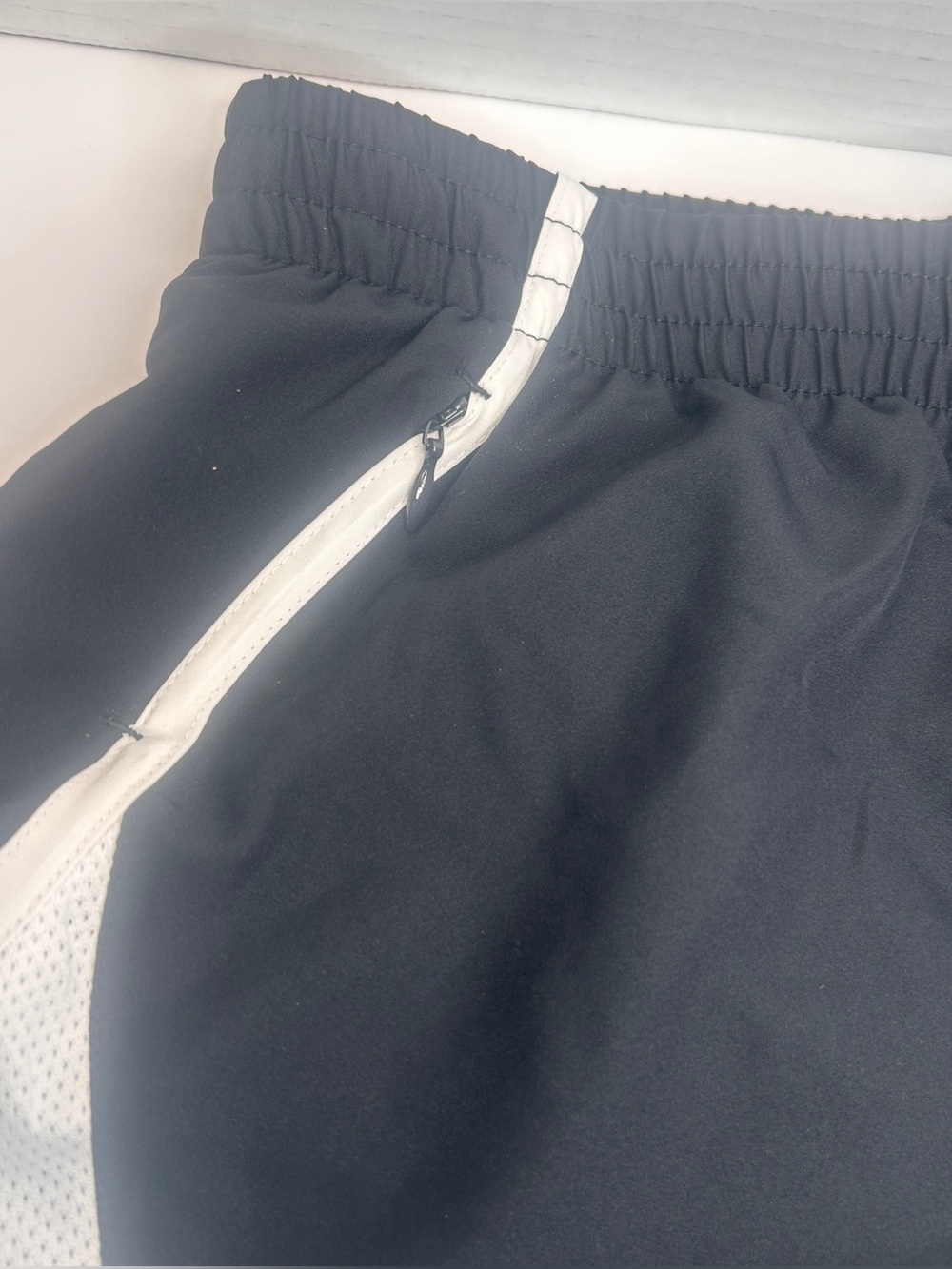 Under Armor Women’s IA Fly-by 3in Shorts, Lightweight With Breathable Mesh/ M - Picture 6 of 12